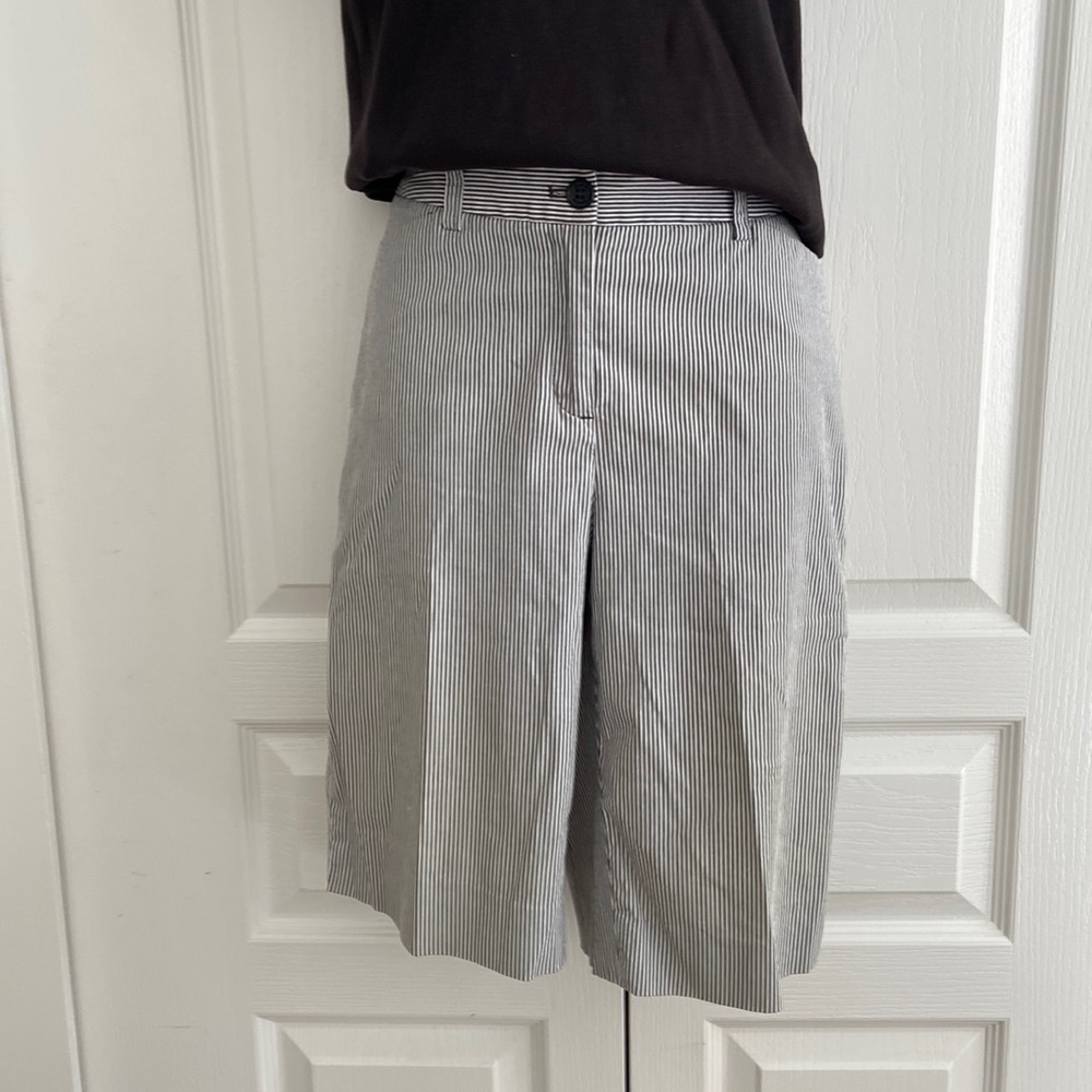 Cotton Stretch Bermuda short black and white ticking